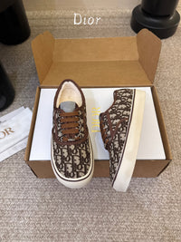 Saltwind Sneakers