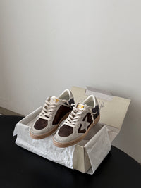 26S True Star Sneakers