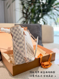 Neverfull MM Tote Bag