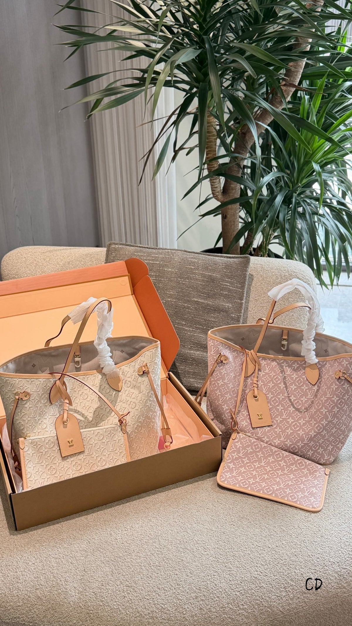 Neverfull MM Tote Bag