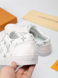 Low Top Sneakers