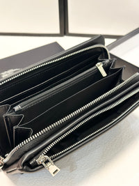 Horseferry Check Wallet