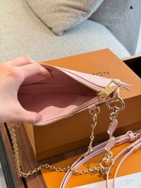 Easy Pouch Bag