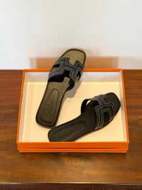 Oran Sandals