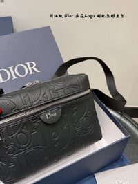 Rider Zipped Messenger Bag
