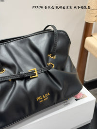 Dada Shoulder Bag