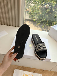 Dway Slides