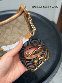 Teri Shoulder Bag