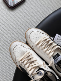 26S True Star Sneakers