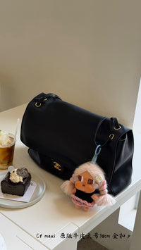 26S Maxi Flap Bag