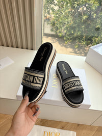 Dway Slides