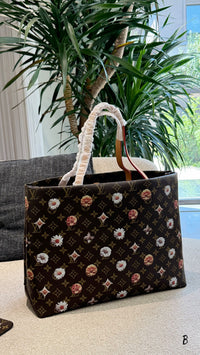 Neverfull MM Tote