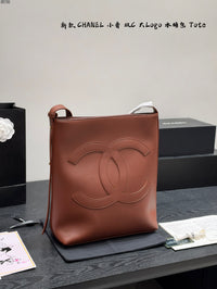 Bucket Tote Bag