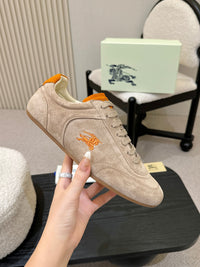 Knight Runner Sneakers