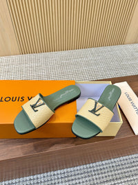 Capri Flat Mules