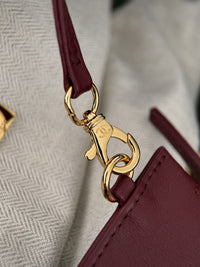 26C Suede Shopping Tote