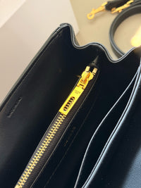 16 Top Handle Bag