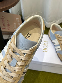 26S Ribbon Sneakers