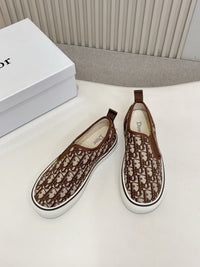 Saltwind Slip-On Sneakers
