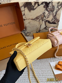 Nano Madeleine Bag