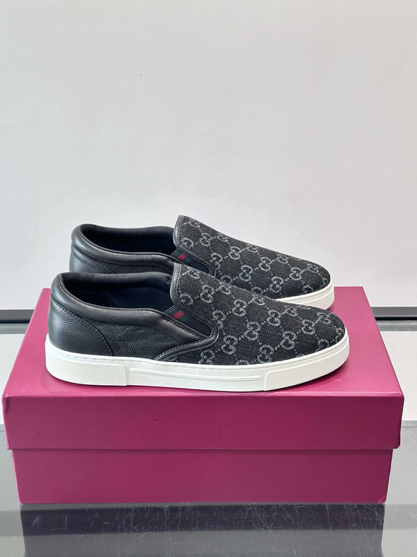 Supreme Slip-On Sneaker