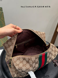 Essence Boston Bag