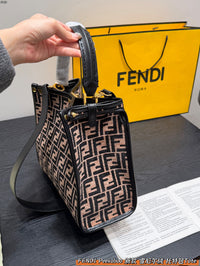 Peekaboo Tote Bag