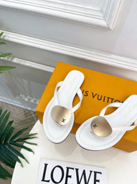 Treasure Thong Sandals
