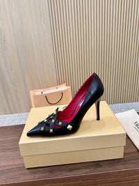 Garavani Studdy Pumps