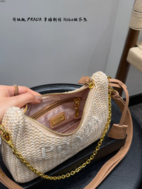 Re-Edition Crochet Shoulder Bag