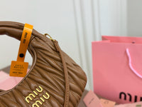 Wander Shoulder Bag