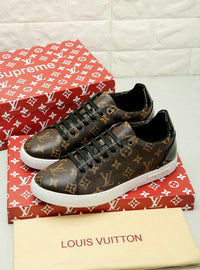 Low Top Sneakers