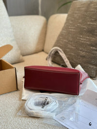 Mollie Tote 25