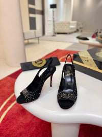 Degrachick Suede Sandals