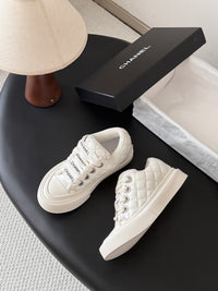 26B Logo Sneakers