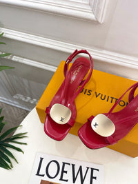 Treasure Thong Sandals