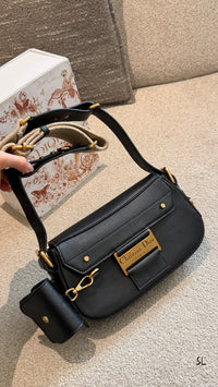 Columbus Street Chic Bag