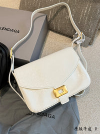 Clicca Shoulder Bag