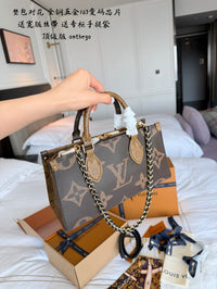 OnTheGo East West Bag