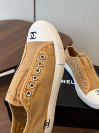 26S Slip-on Sneakers