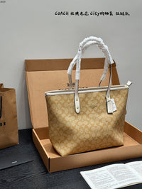 City Tote Bag