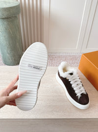 26S Time Out Sneakers
