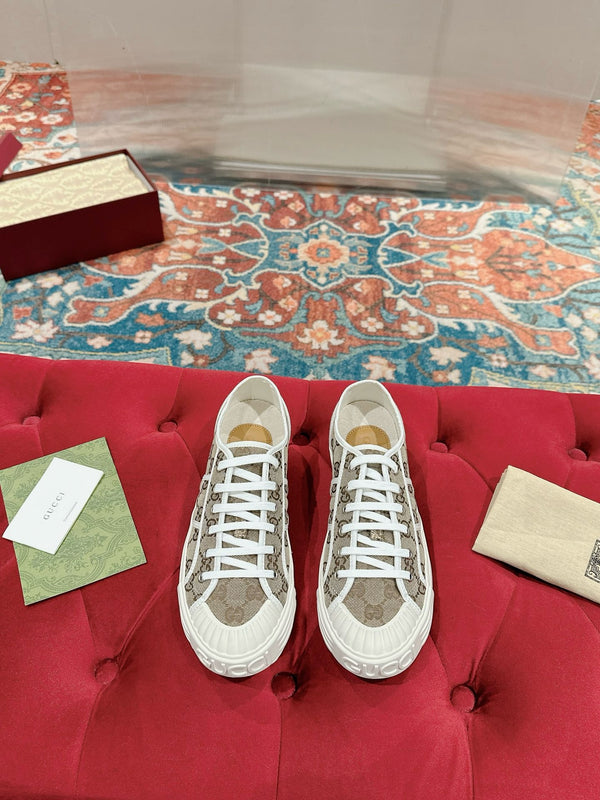 Low Top Sneakers