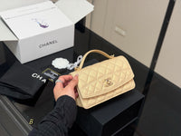 Caviar Trendy Handle Clutch
