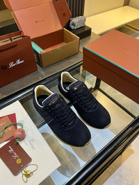 Fast Walk Sneakers
