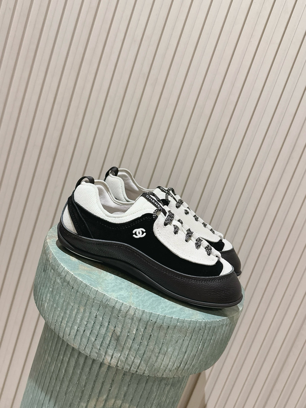 26S Logo Trainers