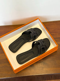 Oran Sandals