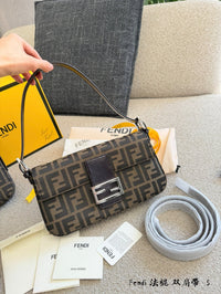 Baguette Bag