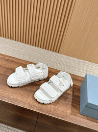 Logo-Plaque Crochet Sandals