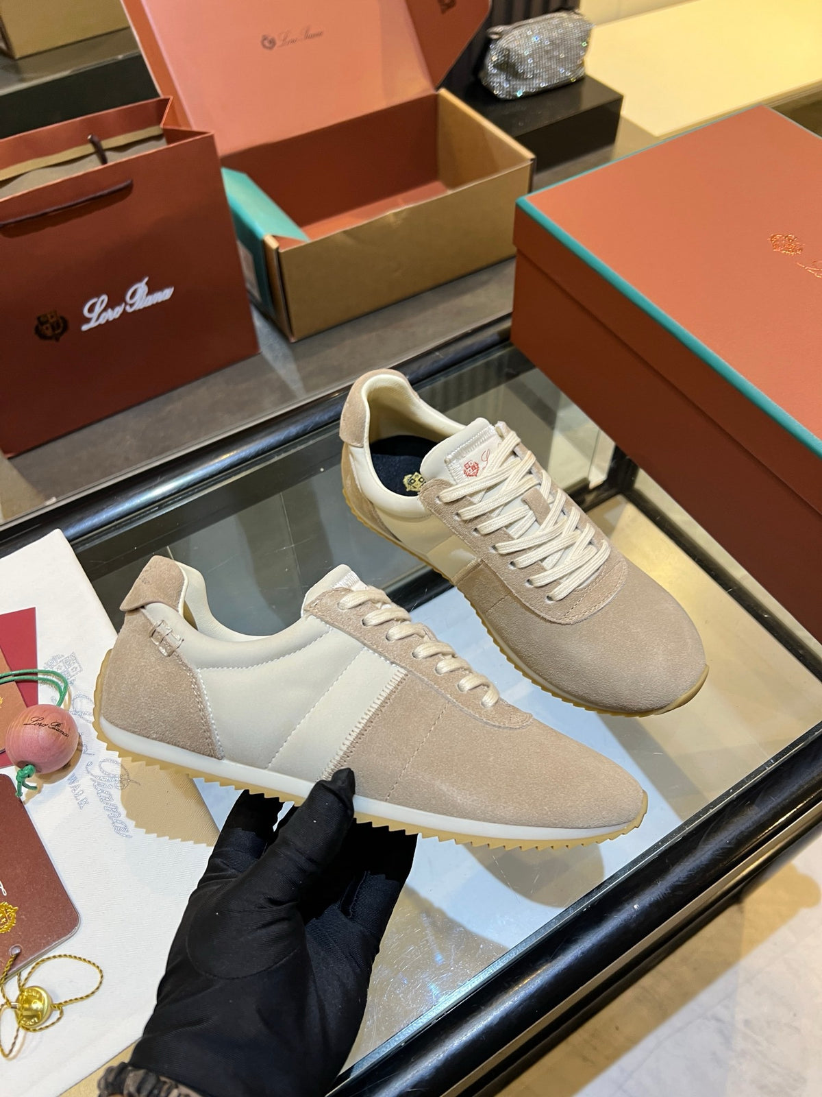 Fast Walk Sneakers
